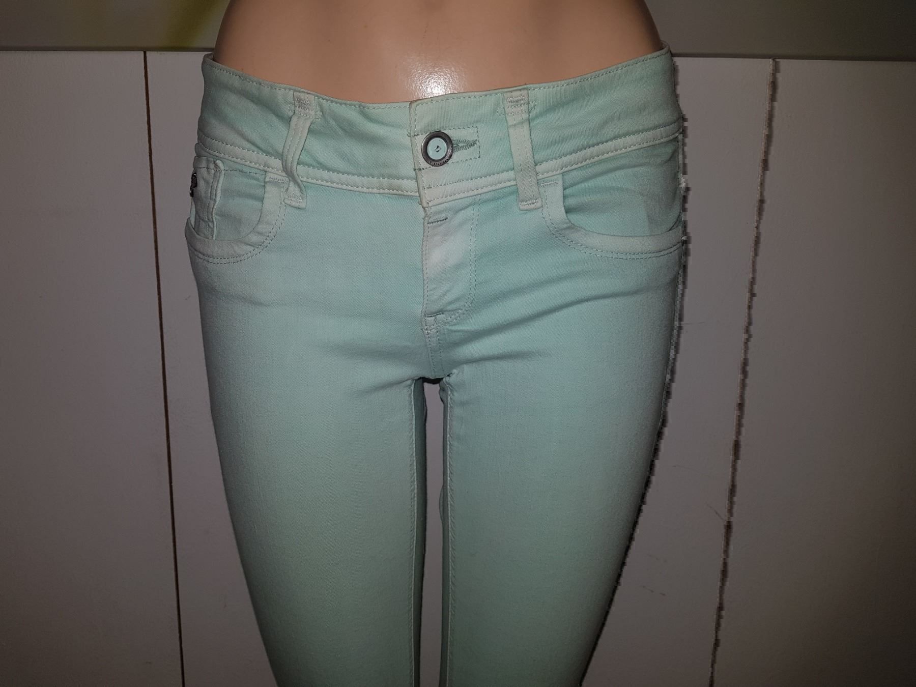 G-Star Jeans: G-STAR RAW Jeans taille / Grosse S – Usato da Cossonay-ville venduto da Super-Price-Quality 1