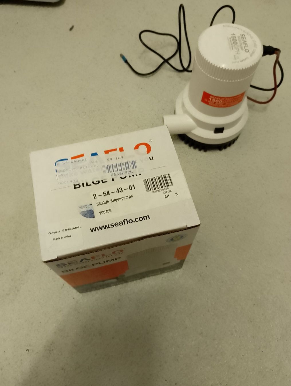 Pumpen & Teile: Bilgenpumpe Seaflo – Neu (gemäss Beschreibung) aus Stans von Iindianer 2