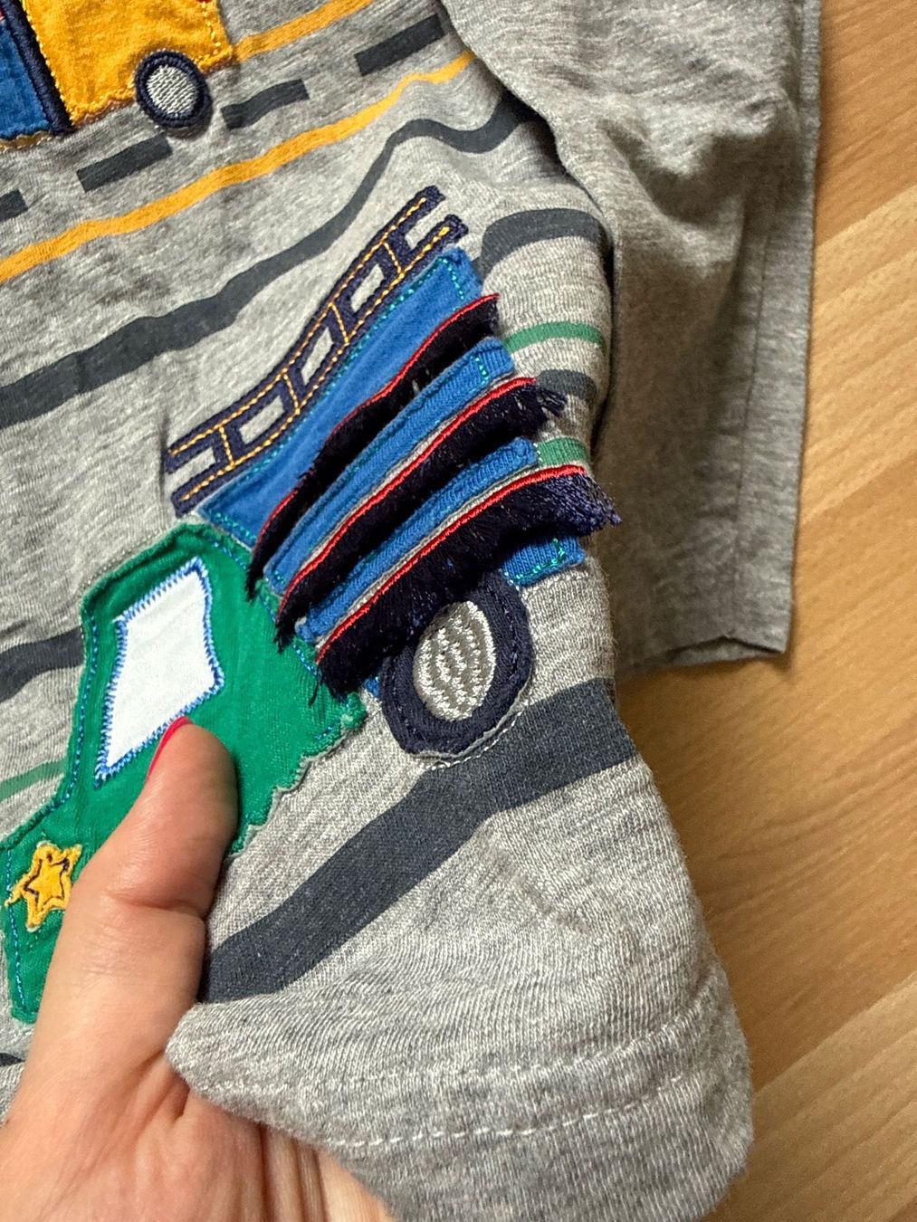Lotti & Set di vestiti: Kleiderpaket Grösse 3-8 Jahre – Usato da Horgen venduto da linuxrp 7