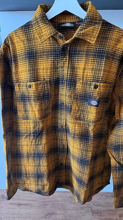 Camicie: Dickies Hemd Gr. L – Usato da Veltheim AG venduto da KimiSinger