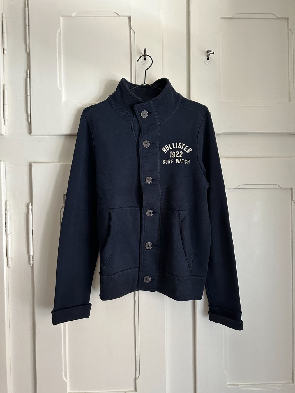 Hollister Vestes: HOLLISTER - Sweatjacke dunkelblau M – D'occasion à Zürich par Diazaio