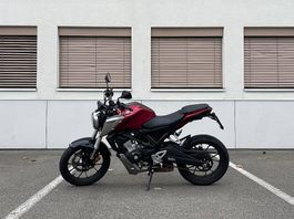 Honda CB125R