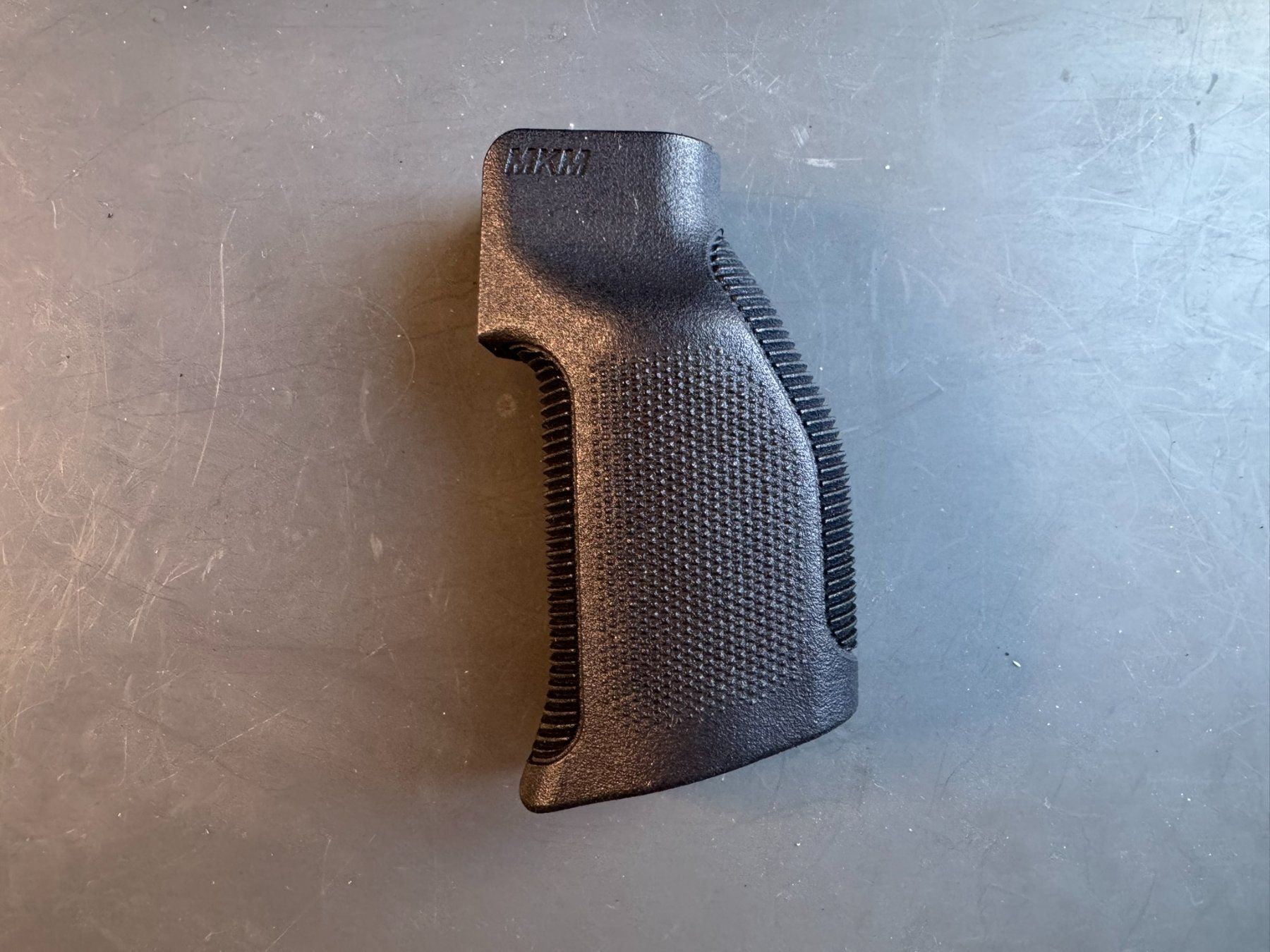 Tutti gli attrezzi: Driven Arms Co / MKM Vertical Crossover Grip (VCG) – Nuovo (secondo la descrizione) da Collex venduto da commander31