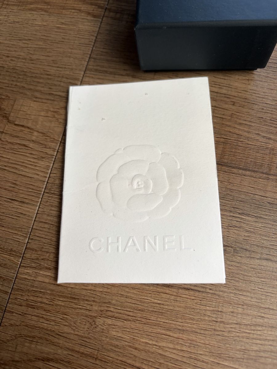 Chanel Orecchini pendenti & Orecchini a lobo: Chanel Ohrstecker Logo CC mit Perlen – Usato da Baar venduto da chr_r2wt 4