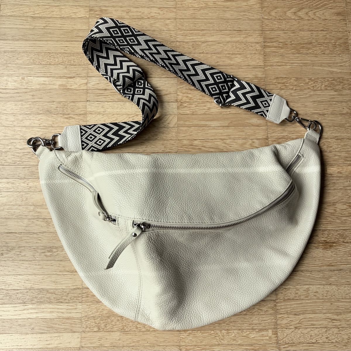 Borse da donna: Ledertasche Damen, cremeweiss – Usato da Nürensdorf venduto da salut