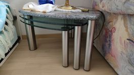 Design-Tisch mit Granitplatte mit 2 ausziehbare Glasplatten