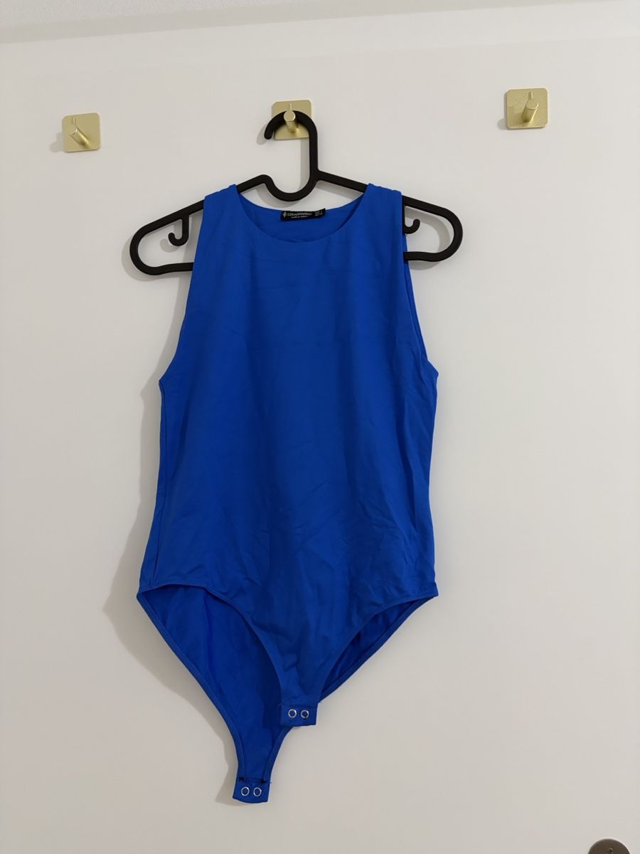 Stradivarius Tops: Body bleu sans manches – D'occasion à Monthey par Sevdije.Kololli