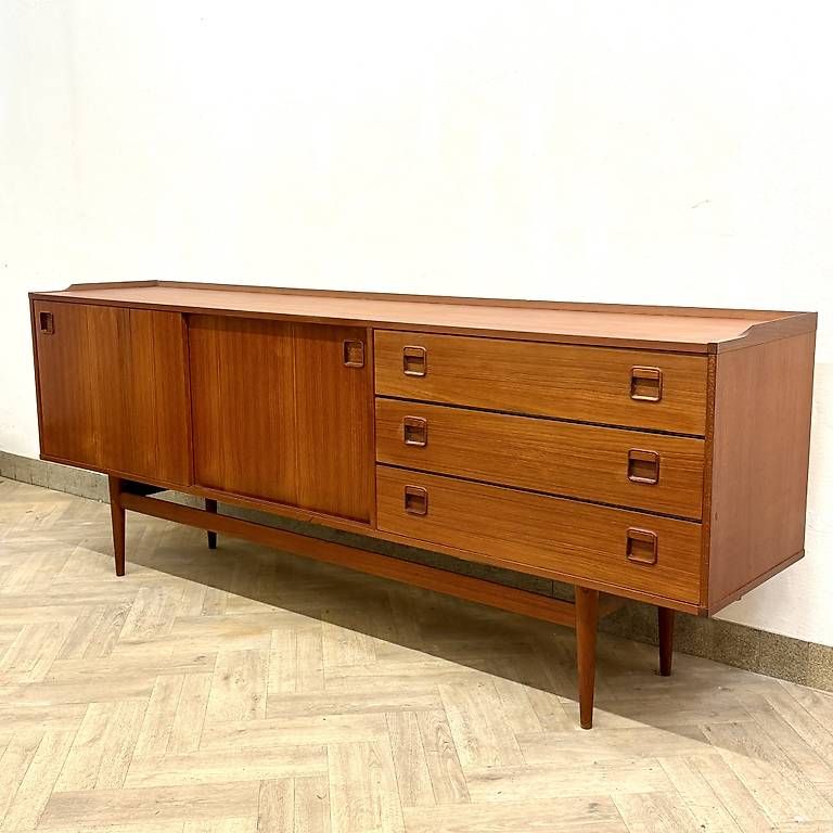 Cassettiere: Mid Century teak Sideboard – Usato da basel venduto da futureforyesterday 4