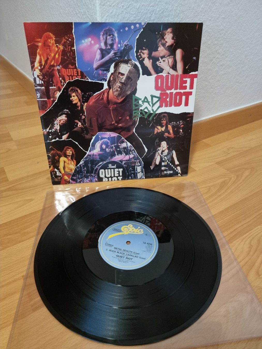 Dischi in vinile: Quiet Riot - Bad Boy - LP – Usato da Trimbach venduto da EyeOfTheTiger