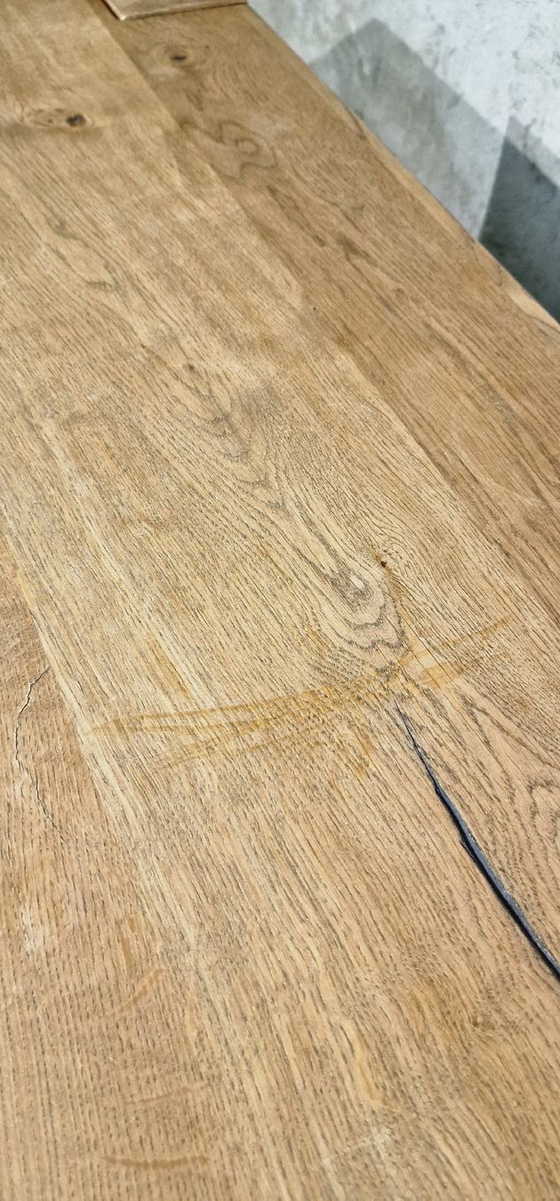 Tavoli: Couchtisch Eiche massiv Rustikal Loft Industrial holz – Usato da Affeltrangen venduto da Szafaoli 3