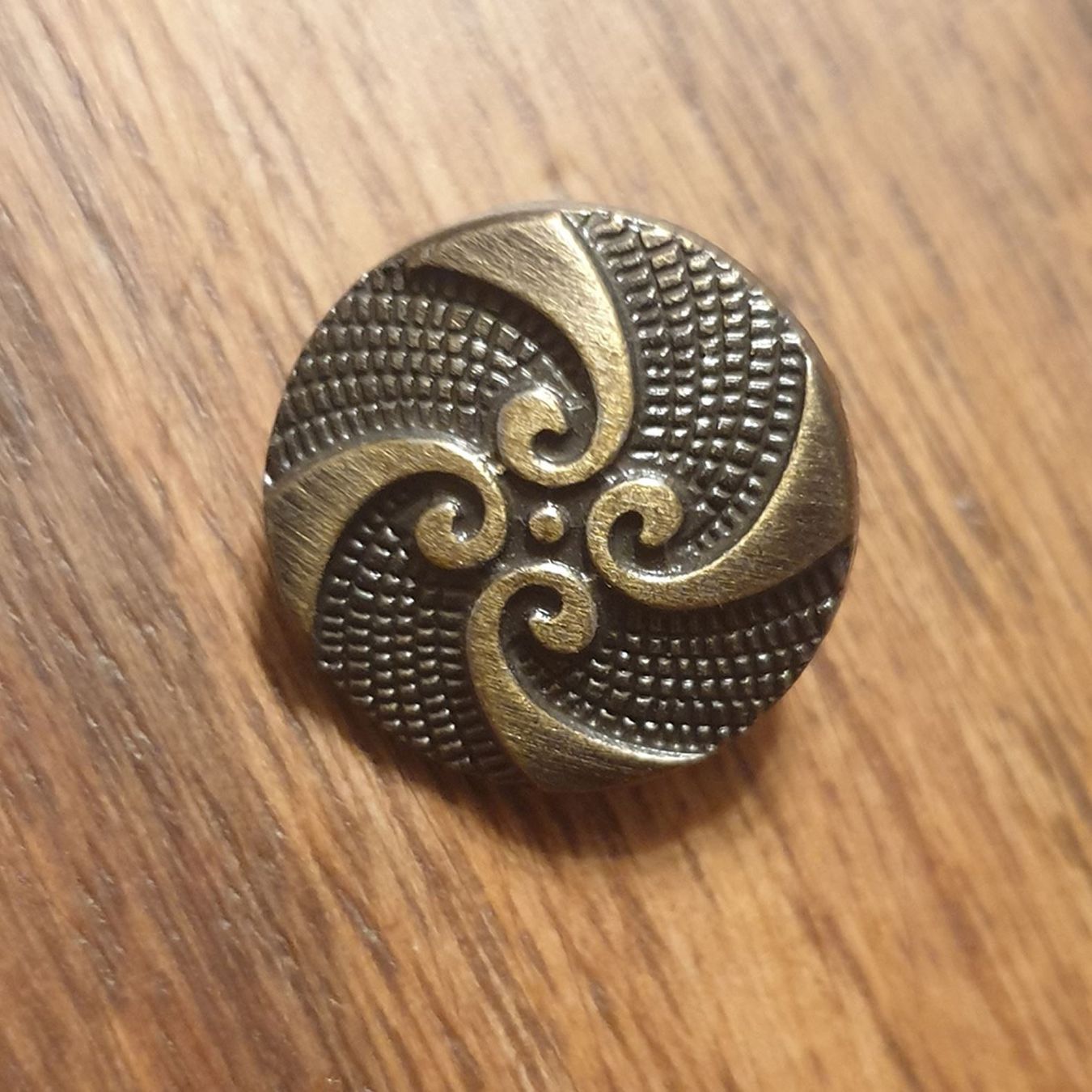 Bottoni: Druckknopf Ornamente altmessing 17 mm – Nuovo e nell'imballaggio originale da Wiesenberg venduto da mountain-merch