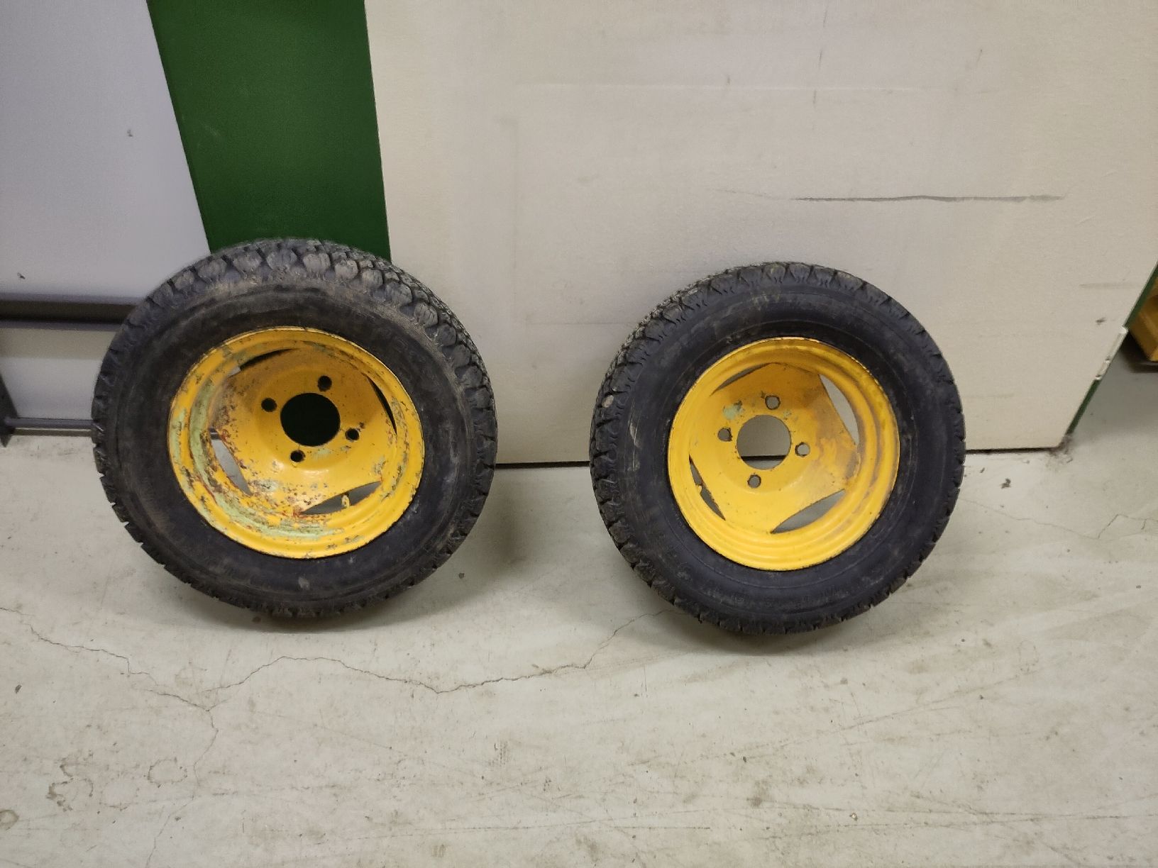 Aebi Pneumatici & Ruote complete: Aebi Räder zu AM 30 70 75 – Usato da Fräschels venduto da Kamefant 1