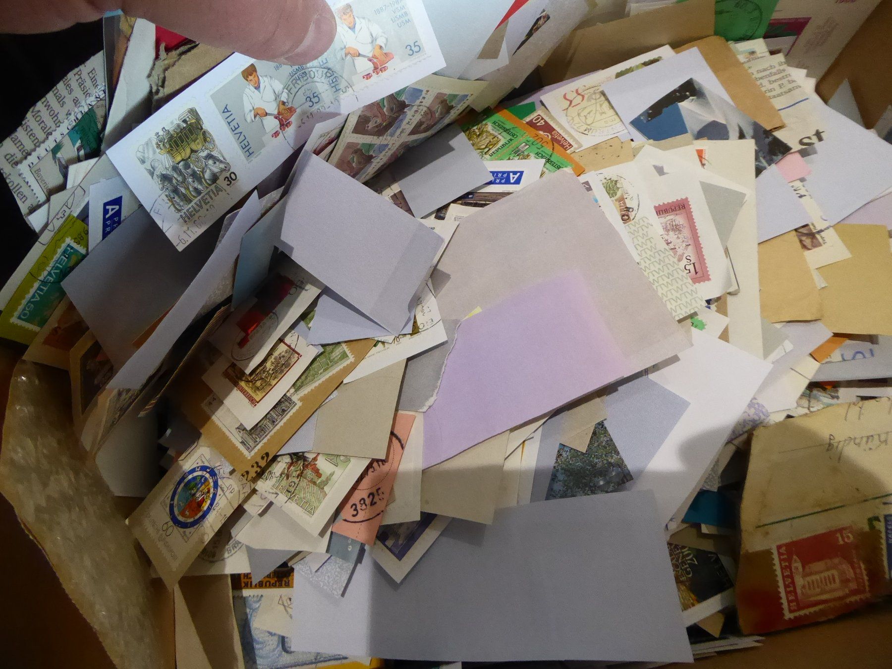 Tous les timbres: Kiste Briefabschnitte – D'occasion à Rothrist par swisstools 1