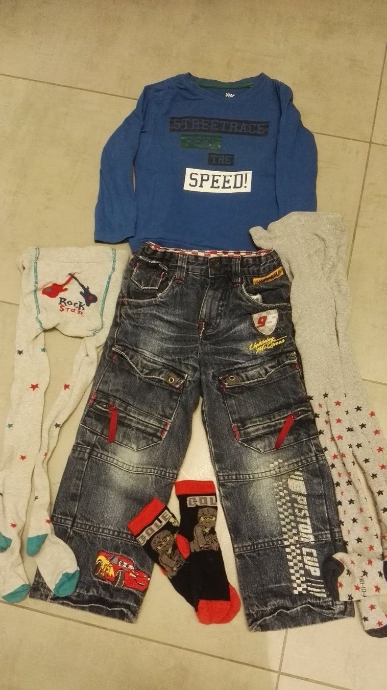 Lotti & Set di vestiti: Kleiderpaket Junge 98-104 – Usato da Egolzwil venduto da mobiledeluxe