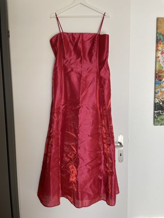 Elegantes Abendkleid Grösse 42, pink, schimmernd