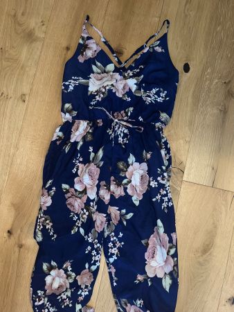 Crossback-Jumpsuit blau tailliert Blumenprint L/XL