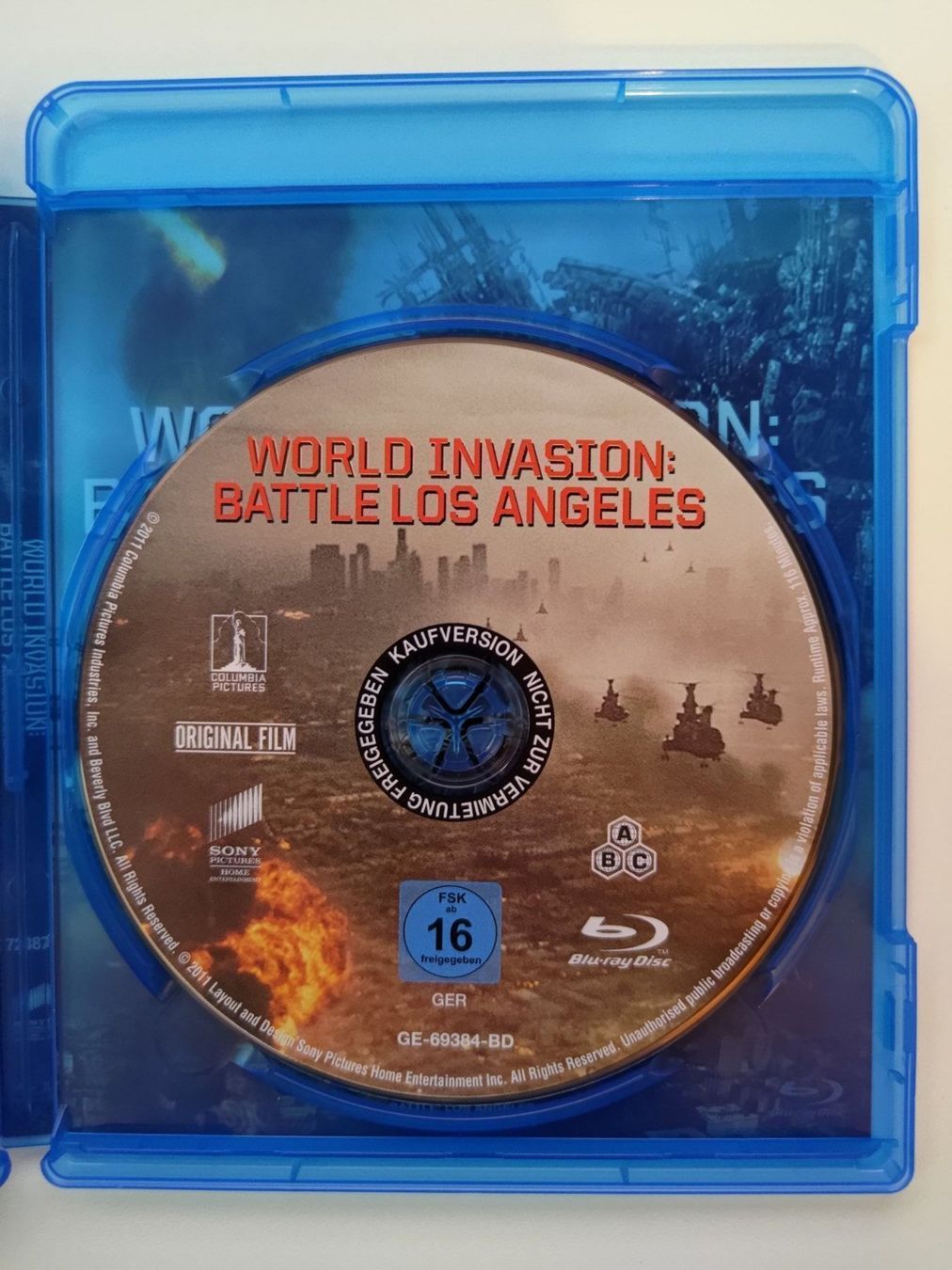Alle DVDs: World Invasion - Battle Los Angeles – Gebraucht aus Liestal von Kratzilla 1