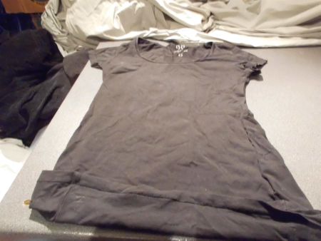 T-Shirt Grösse M, Chicorée, schwarz