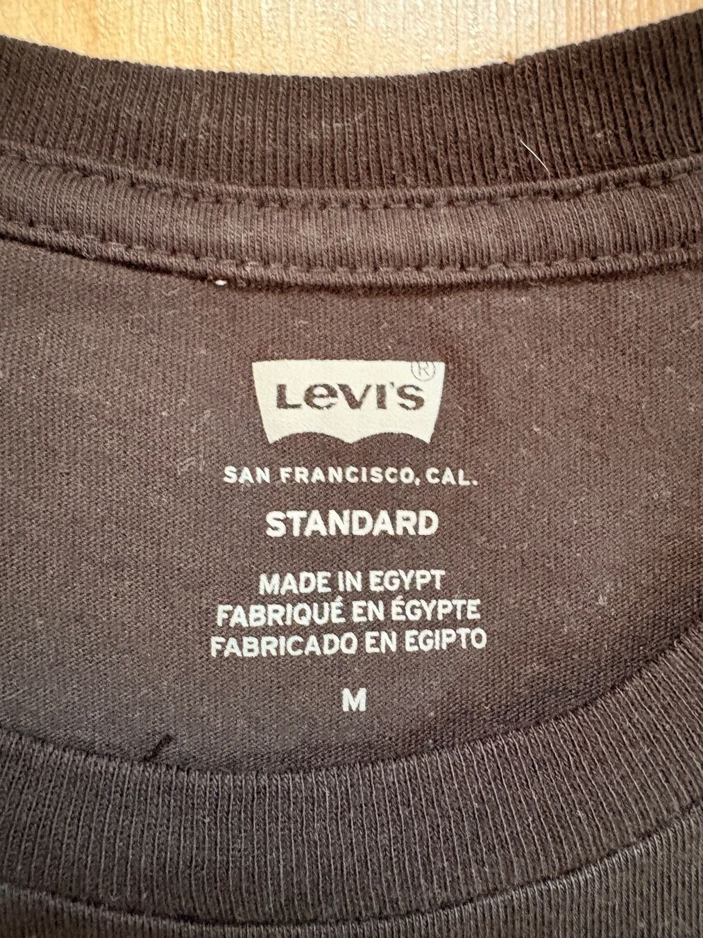 Levi's T-shirts: Levis T-Shirt – D'occasion à Wigoltingen par _vntg_ 1