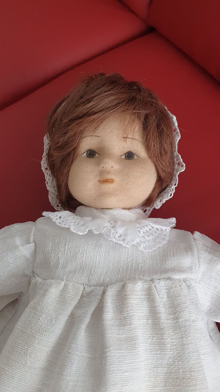 Bambole: Puppe handgefertigt und wunderschön – Usato da Thun venduto da Oldschern 1