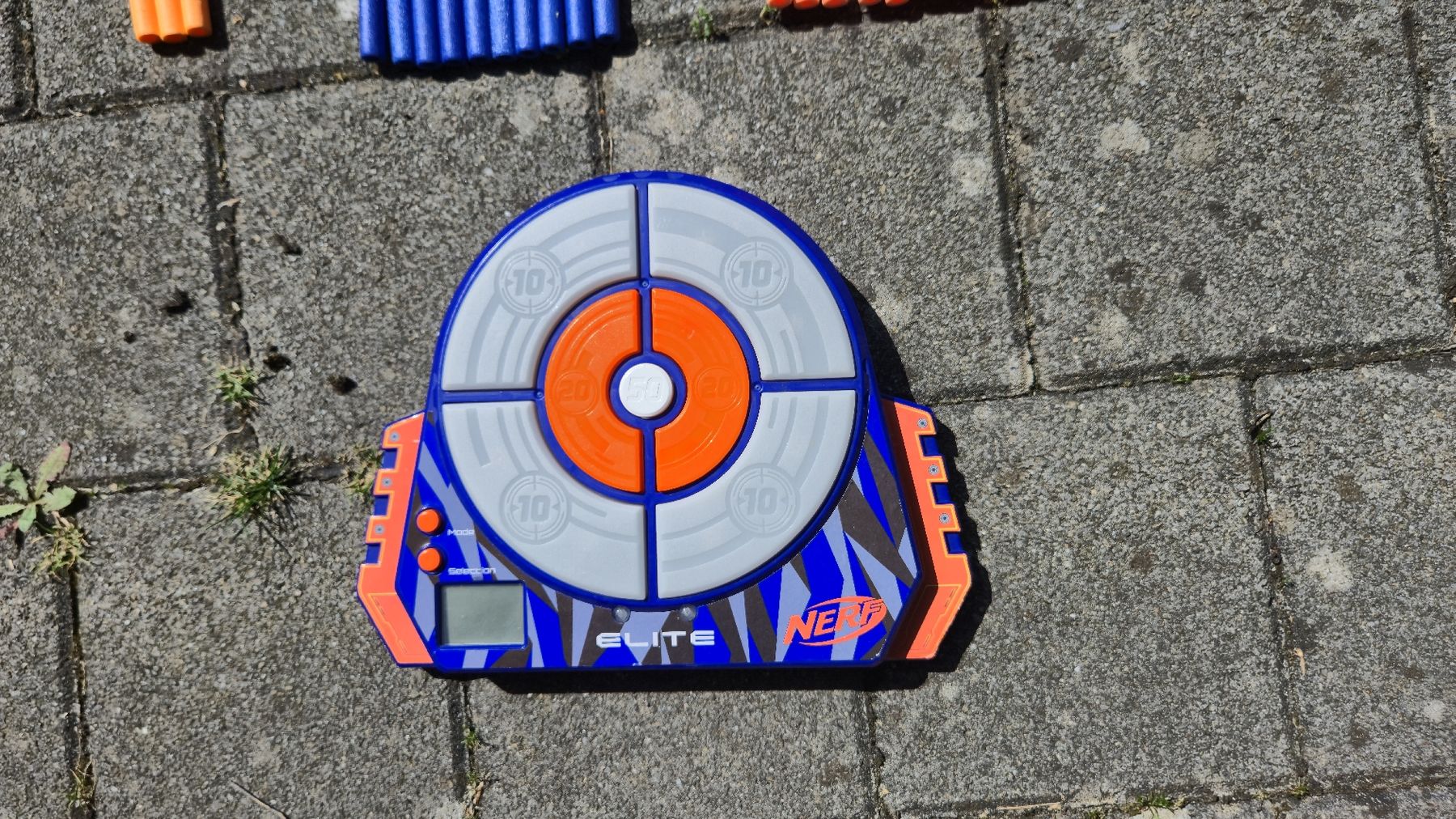 Nerf Giocattoli: Nerf Waffen Sortiment mit Zubehör und Munition – Usato da Niederhelfenschwil venduto da nic_m9sy 2
