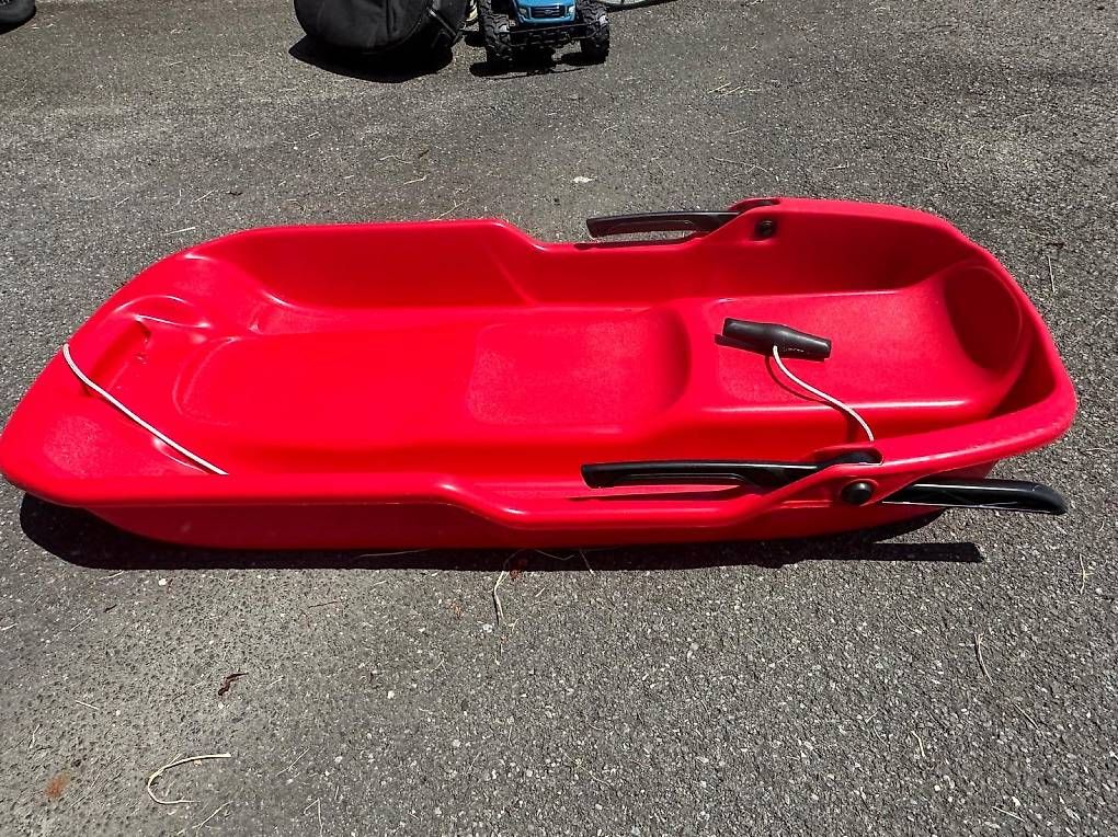 Luge: Kinder Plastik Schlitten – D'occasion à Meggen par hye_7gxy 1