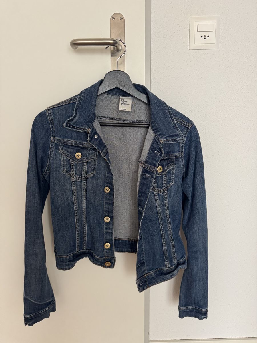 H&M Giacche: Jeansjacke Grösse M – Nuovo (secondo la descrizione) da Kirchberg BE venduto da Summermeitschi19