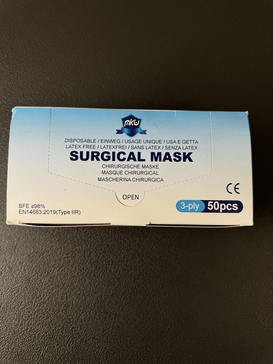 Medizinische Pflegemittel: Einweg Mundschutz Masken – Neu und originalverpackt aus Basel von BeSerious 1
