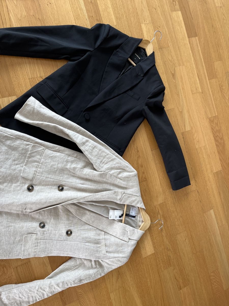 Jacken: 2 Blazer beige Leine & schwarz oversized – Gebraucht aus Zürich von ufe_f5q5