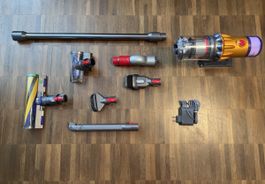 Dyson V12 Detect-noch neuwertig praktisch neu!!