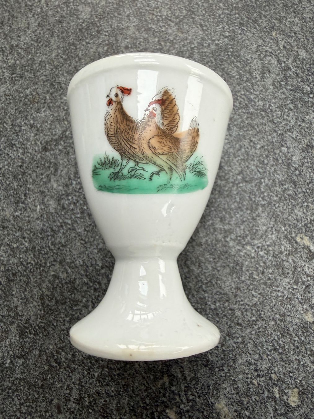 Sonstiges Geschirr: Vintage Eierbecher mit Hühner-Motiv, Ostern Eier – Gebraucht aus Otelfingen von Markthalle_C