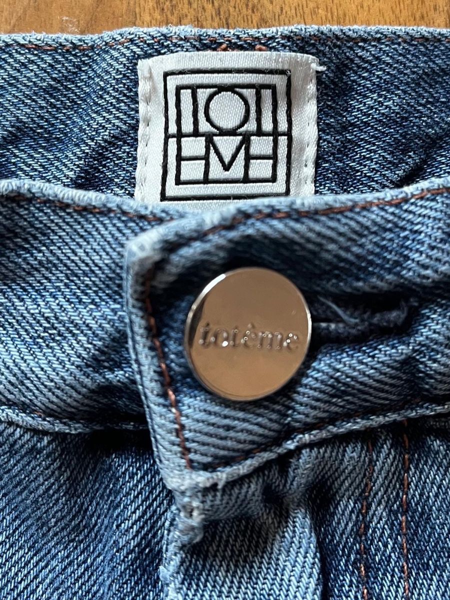 Totême Jeans: Toteme Jeans – Gebraucht aus Thun von mir_8tjd 1