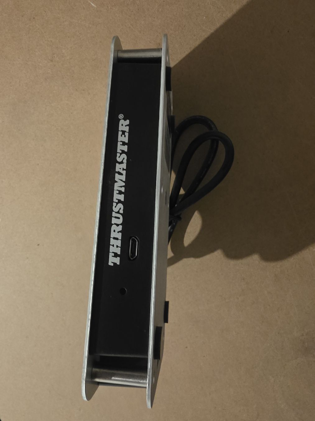 Thrustmaster Controller: Thrustmaster Sim Racing gaming Hub NP 55.- – Nuovo (secondo la descrizione) da Riniken venduto da Strikeone 3