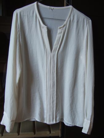 Marccain, ecrufarbene Langarm-Bluse, Gr. 2 (S, 36), wie NEU