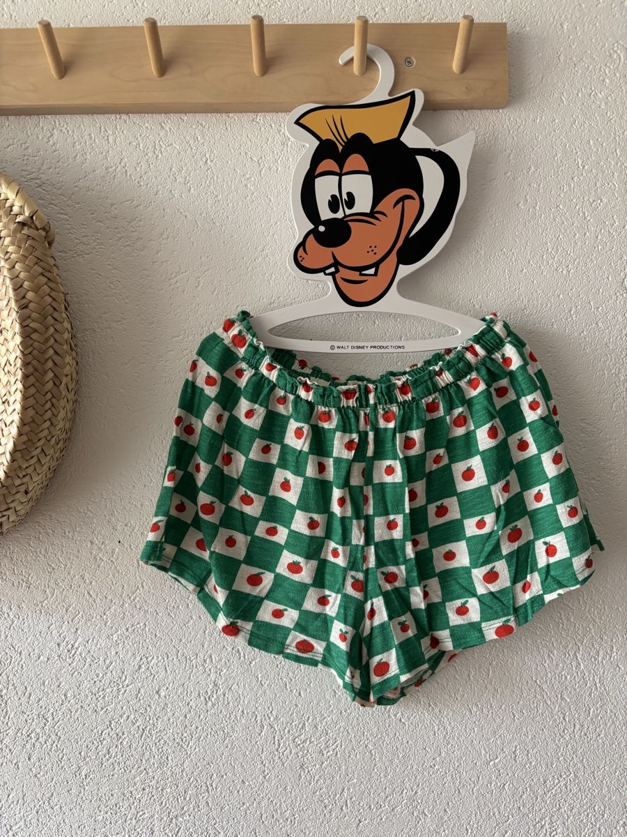 Pantalons: Bobo Choses Shorts 11/12 j – D'occasion à Boniswil par Biancaneve91
