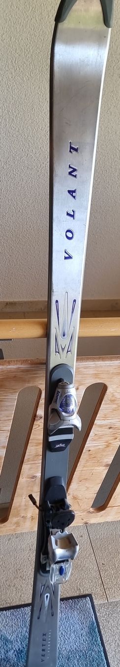 Sci: Volant Ski Alpin mit Bindung – Usato da Goldiwil (Thun) venduto da dimitri28