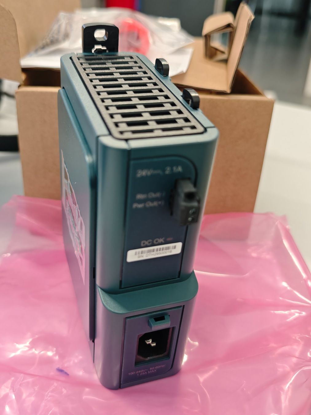 Cisco Alimentazione elettrica: Cisco AC Power Module – Nuovo e nell'imballaggio originale da Oberkirch LU venduto da roeoesli85