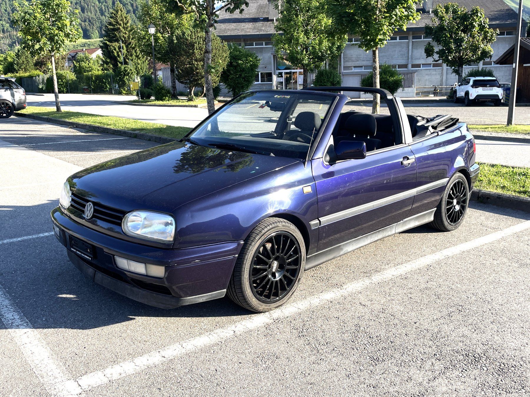 VW Autos: VW Golf 3 Cabrio - ab MFK – D'occasion à Charmey (Gruyère) par maykeulb