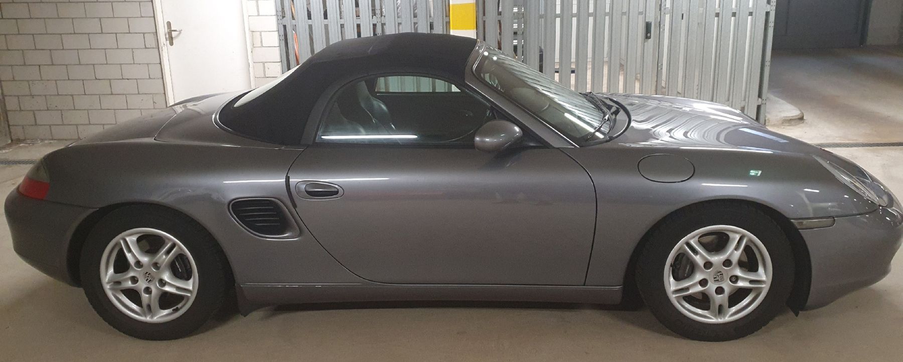 Porsche Automobili: Porsche Boxster 986 Facelift 2.7 mit MFK – Usato da Nänikon venduto da Helvetia69