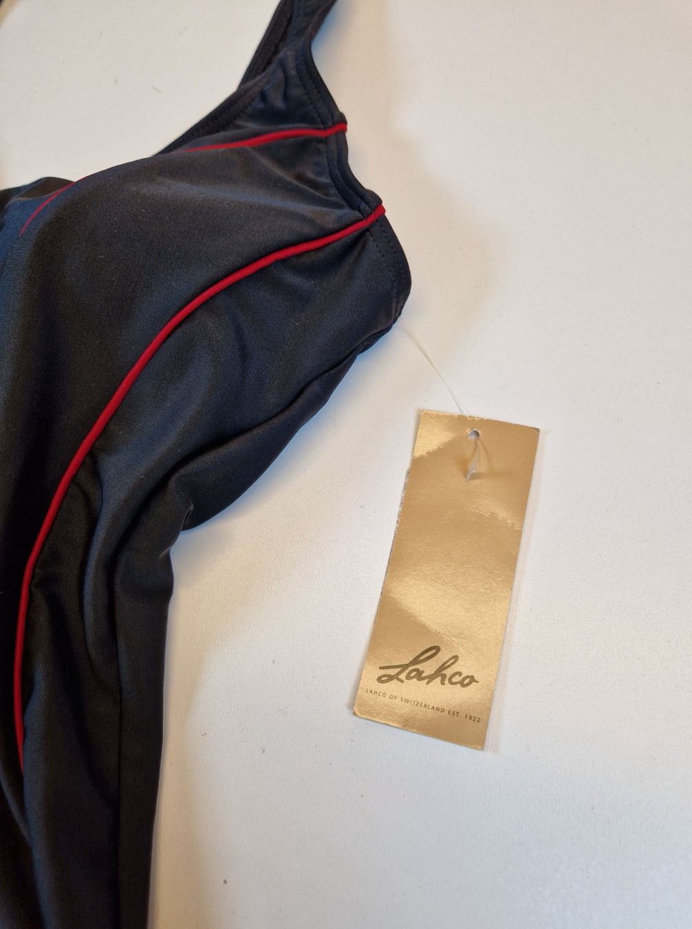 Lahco Costumi da bagno & Bikini: Badehose Damen 38B Lahco Basic Black Red / Rabatt 50% - 70%! – Nuovo e nell'imballaggio originale da Braunau venduto da Brand-Store 7