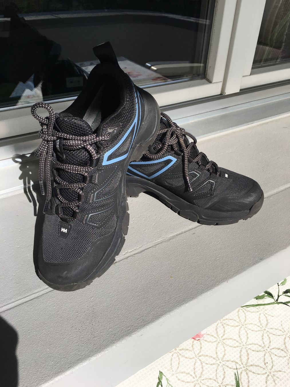 Helly Hansen Scarpe da uomo: Helly Hansen Wanderschuhe Gr 37.5 Stalheim Helly Tech Grip – Usato da Grenchen venduto da Wolfine 7