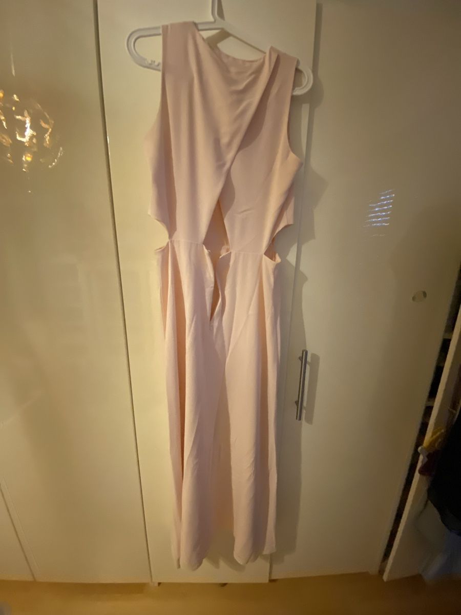 Robes: Kleid rosa Grösse 40 Seitenschlitze n – Neuf (Voir description) à Merlischachen par aly_9ncj 1