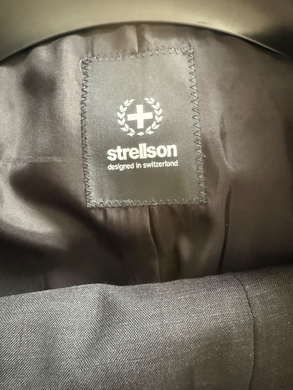 Strellson Anzüge: Strellson, Eleganter Anzug Gr. 48 – Gebraucht aus Zürich von Herbion1 4