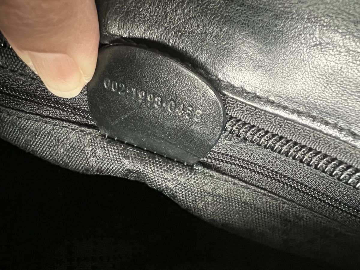 Gucci Taschen: Gucci Shopper Tasche Nylon schwarz Lederelemente – Gebraucht aus Zürich von ClosetKTT 7