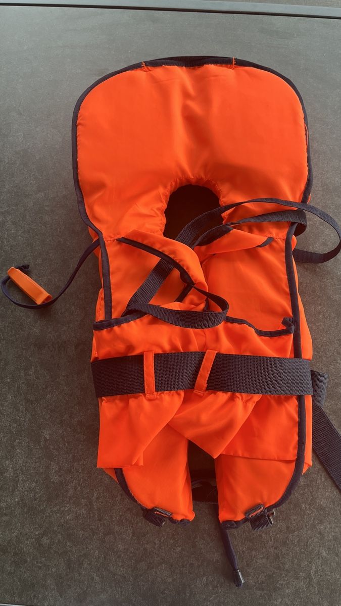 Helly Hansen Giubbotti di salvataggio: Rettungsweste Helly Hansen 100N 20-35kg Gebraucht – Usato da Hochdorf venduto da AndreaSven08 3