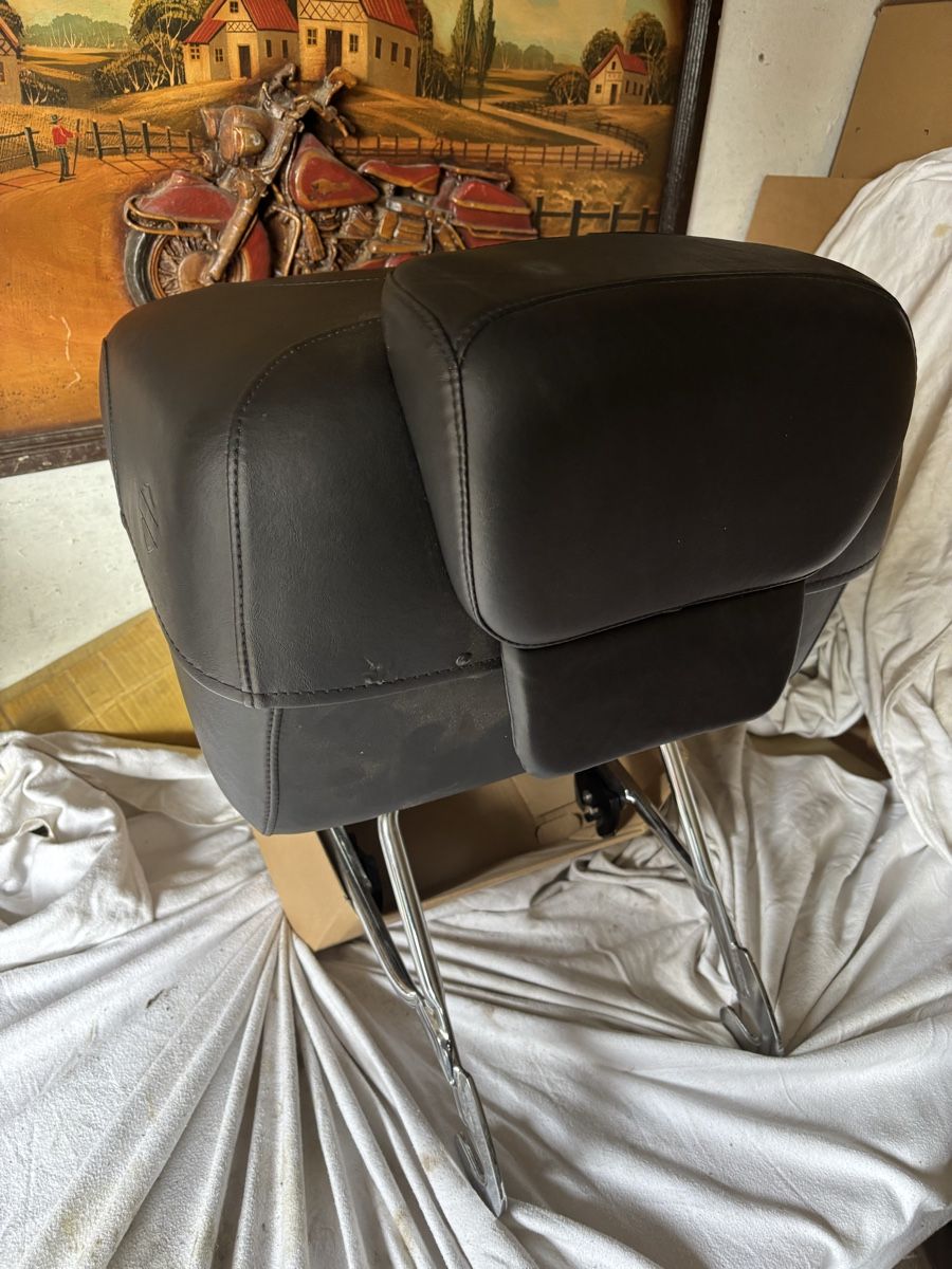 Harley-Davidson Tutti i ricambio per moto: Harley Davidson Tourpak Leder – Usato da Schötz venduto da Harley35 1