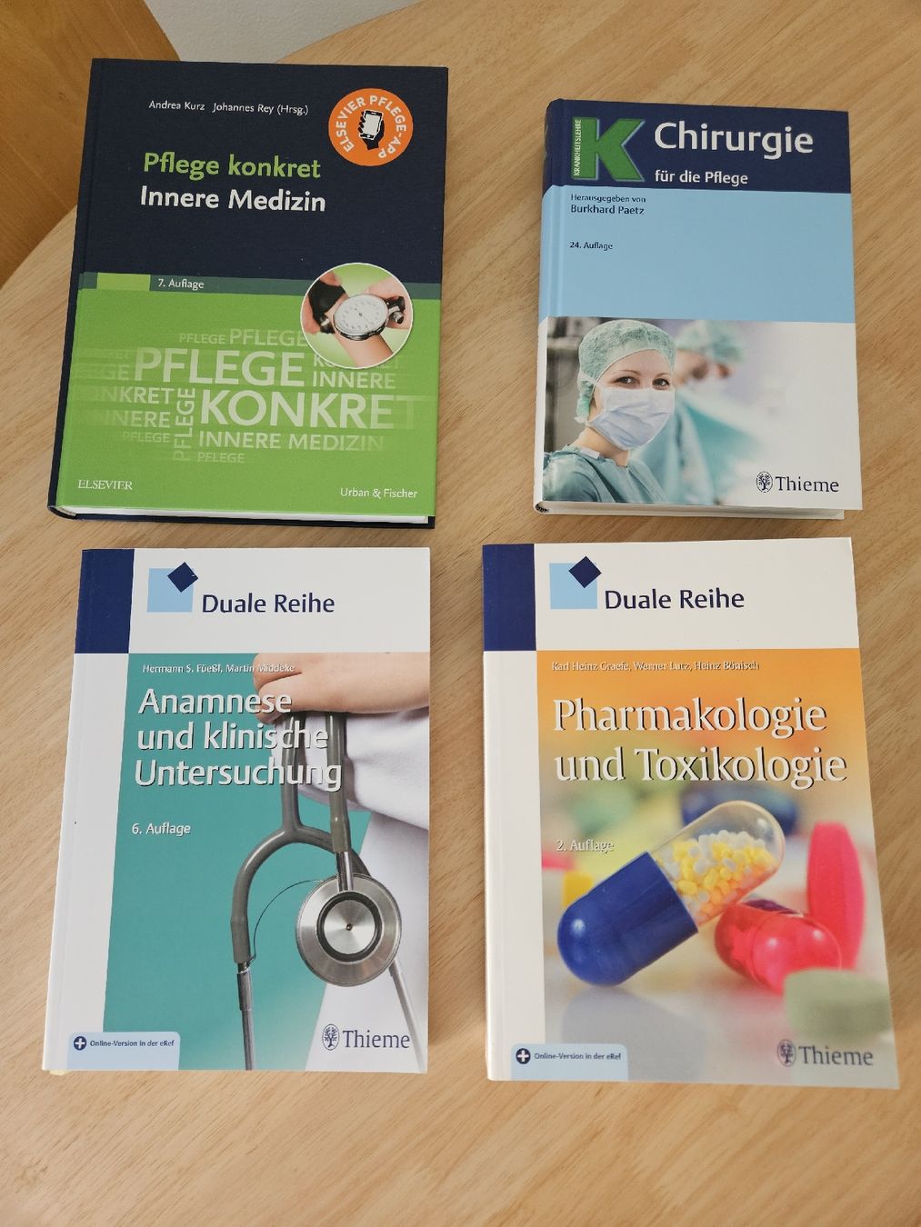 Bücher: Lehrbücher für Pflege – Neu (gemäss Beschreibung) aus Bern von hun_5ytg