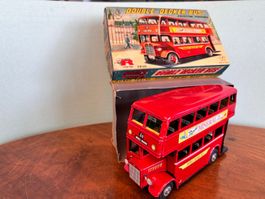 Alter London-Bus "Drink Mineral" &“ Dunlop“ Made in Japan