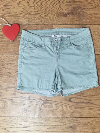 Damen Shorts everme mint Grösse 38 wie neu!
