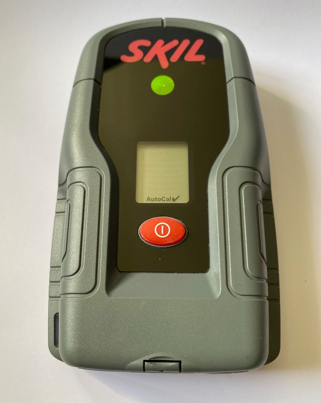 Misurare: Skil DT0551 Spannungsprüfer – Usato da Winterthur venduto da dontcallmesailor